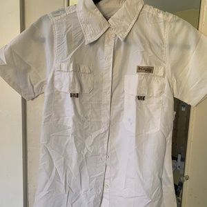 Columbia PFG shirt- this NWOT white shirt SIZE Small
